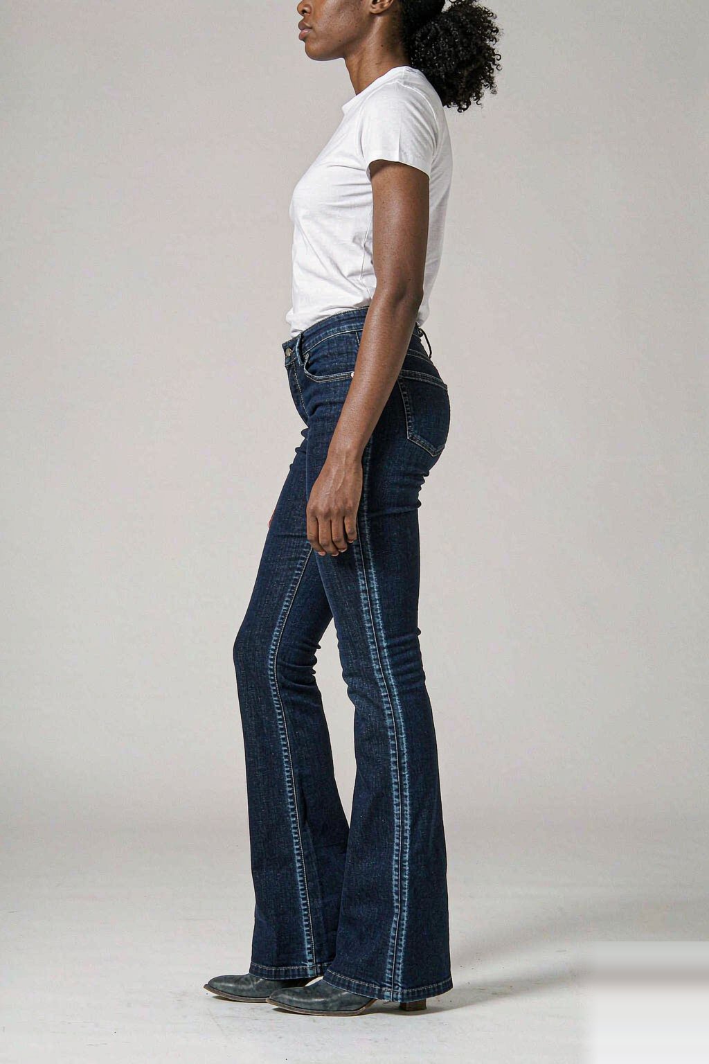 The Bootcut Jean — Deep Indigo The Bootcut Jean — Deep Indigo seen from the side